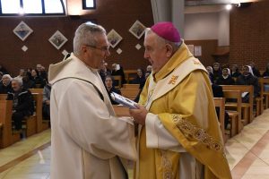 Giornata Vita Consacrata 2023 Borgomanero con il vescovo Franco Giulio Brambilla