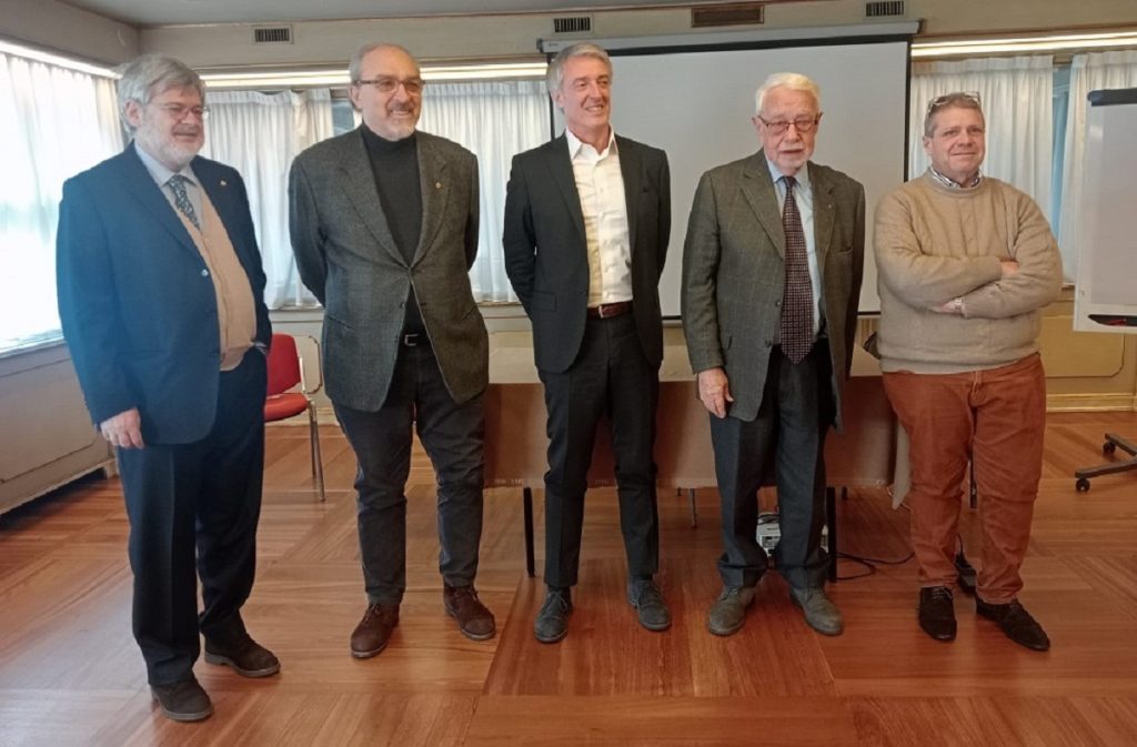 La presentazione del convegno all'Albergo Italia con i rappresentanti dei quattro Lions Club Novaresi