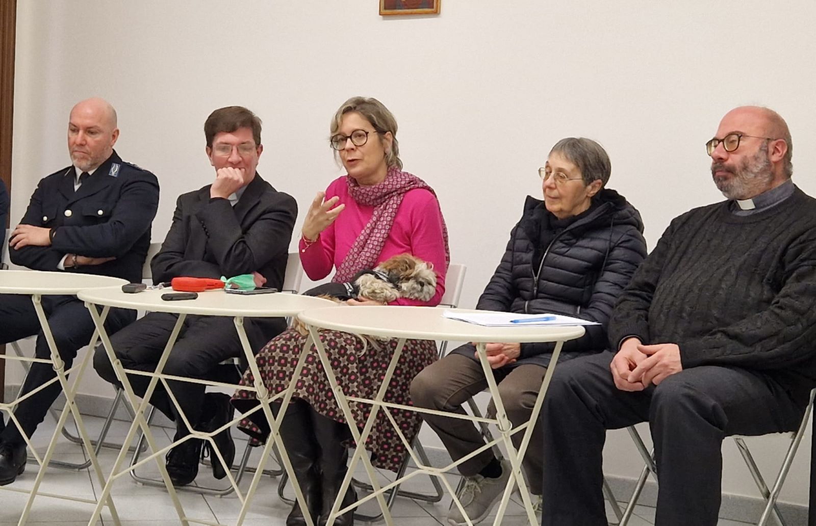 Conferenza presentazione detenuti riflessioni su Passione di Cristo Calvario