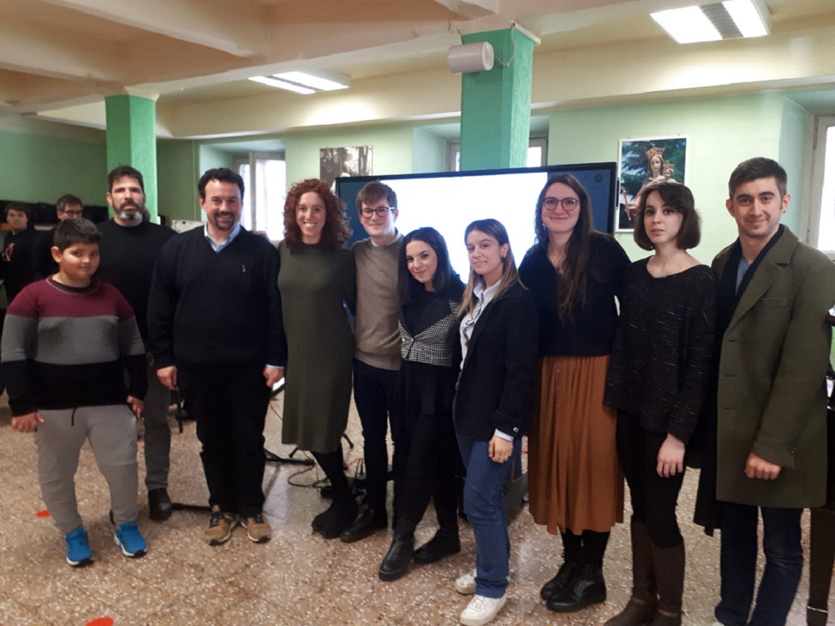 "Il piccolo spazzacamino". Alcuni degli studenti che saranno in scena al Faraggiana