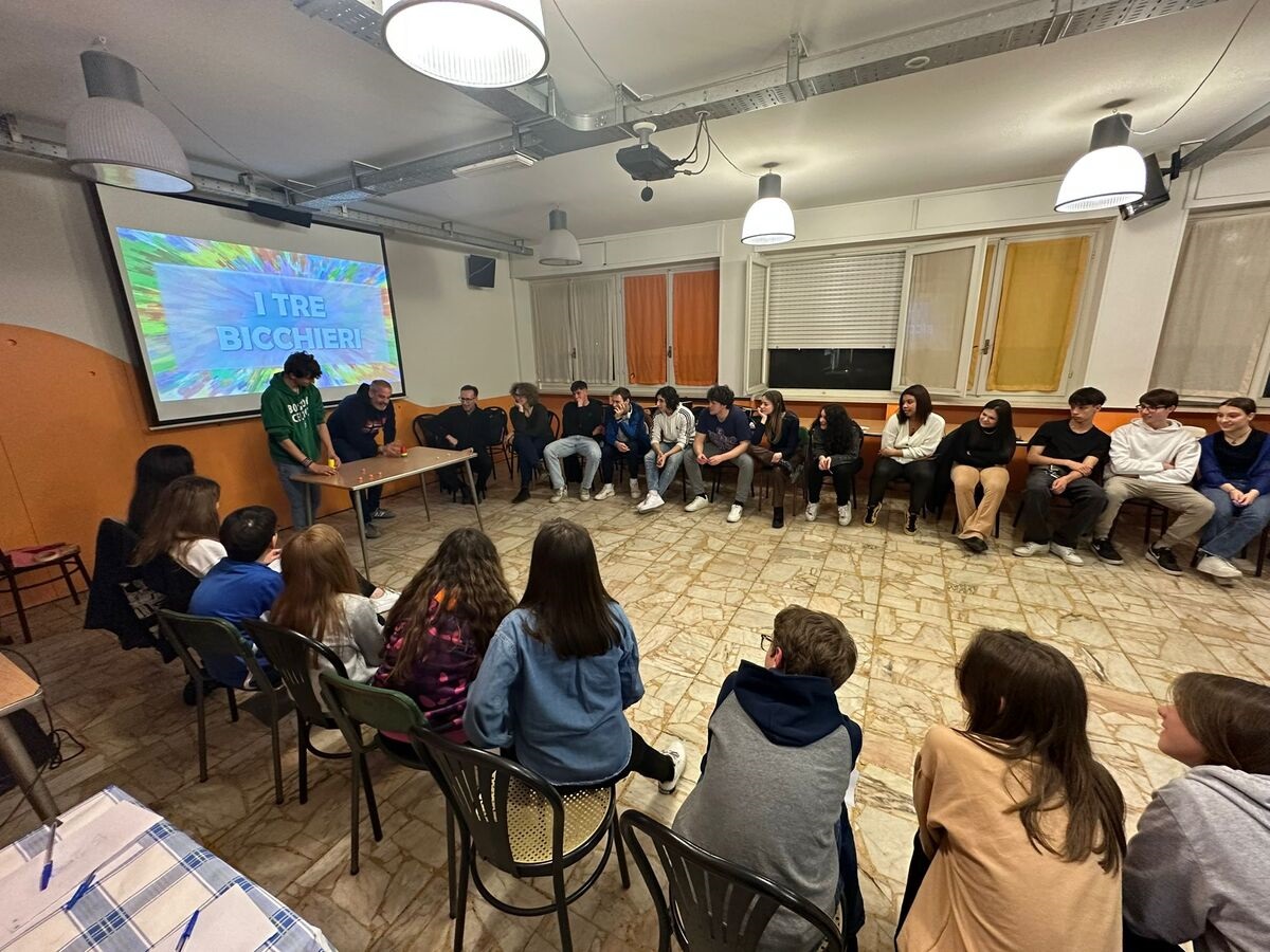 Scuola animatori alla parrocchia della Madonna Pellegrina