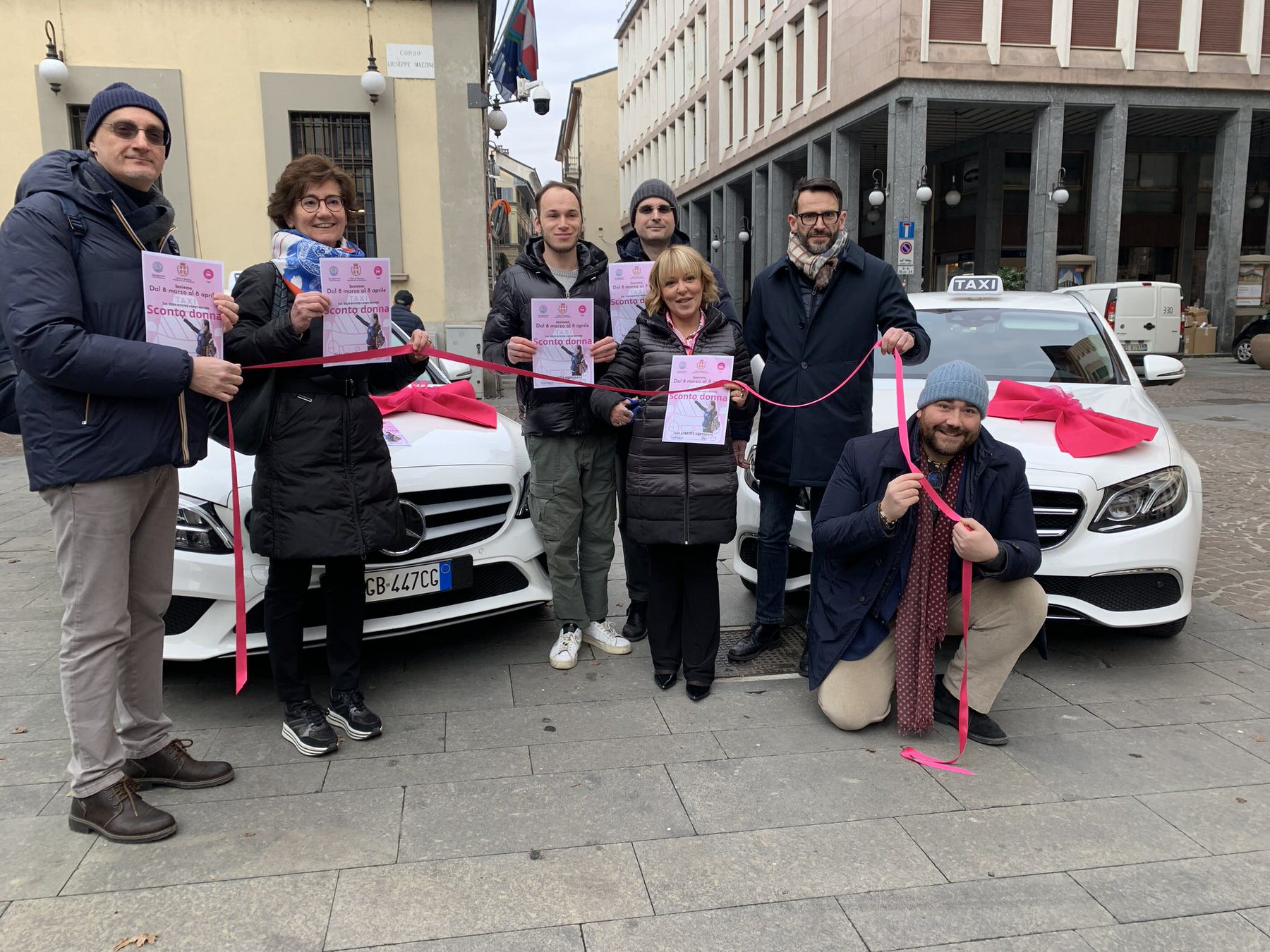 La presentazione di Taxi Rosa a Novara