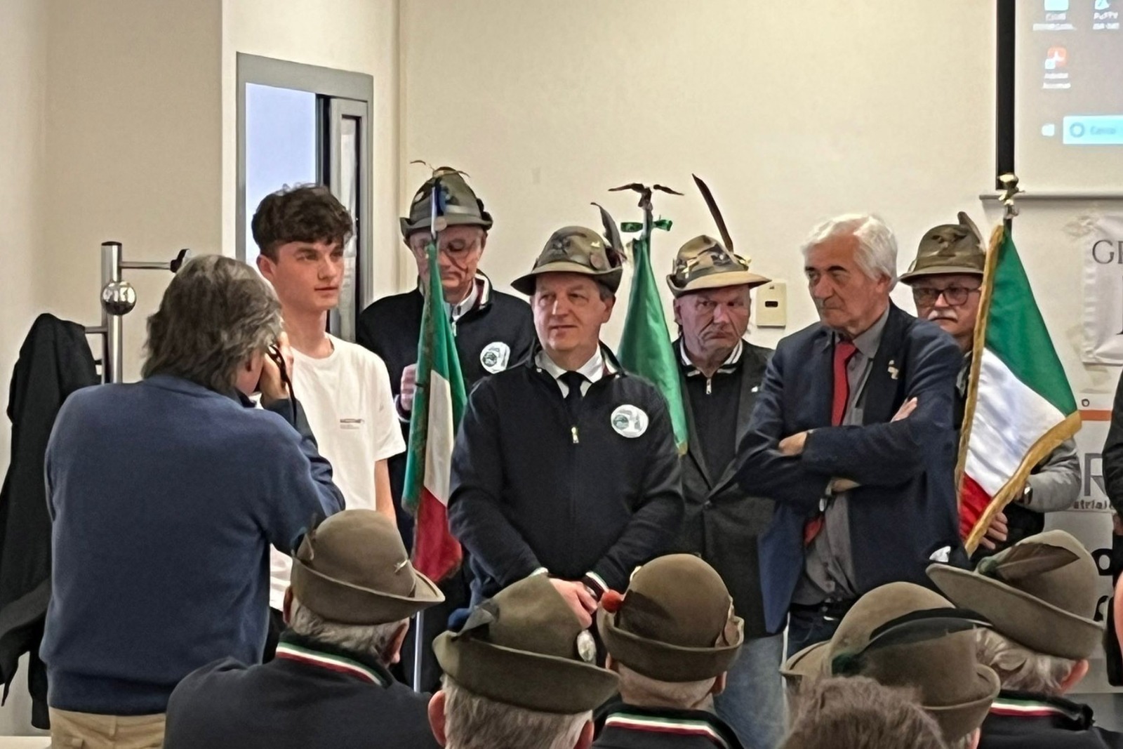 Borsa di studio degli Alpini a uno studente dell'Omar