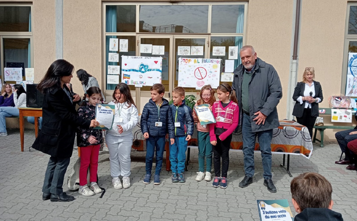 Il bullismo visto dai miei occhi. Le premiazioni del concorso promosso da Sbulloniamo