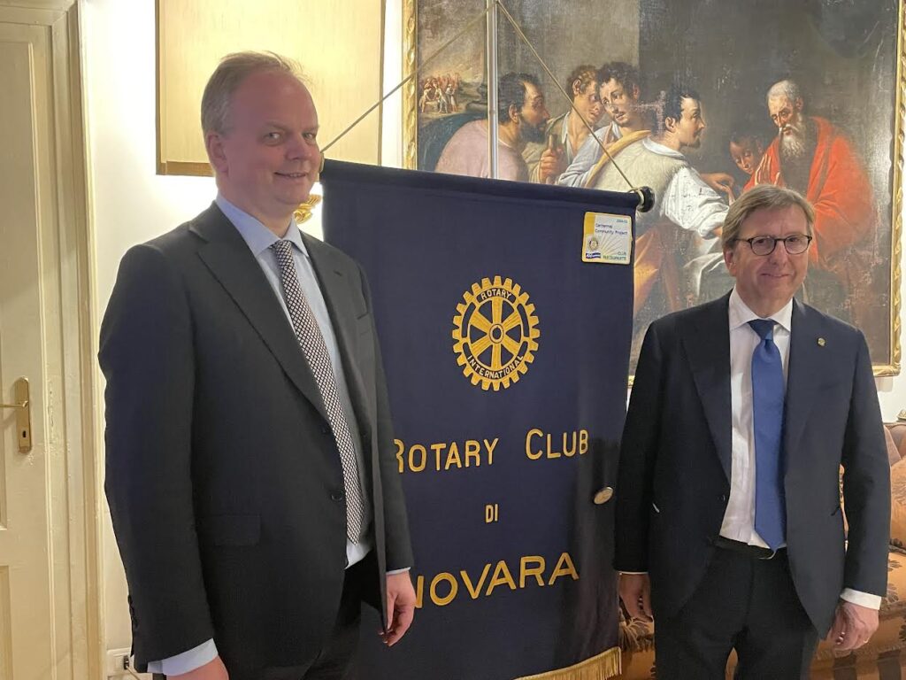 Il direttore degli Uffizi accanto al presidente del Rotary Club Novara