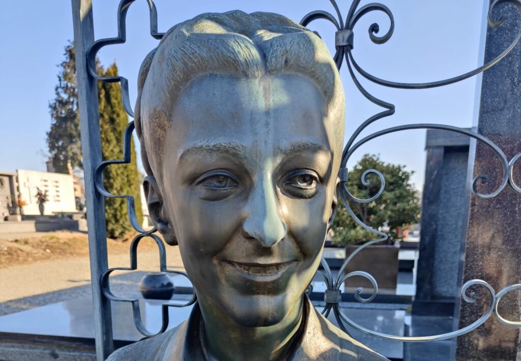 A Borgomanero, il busto di Francesca Longhi