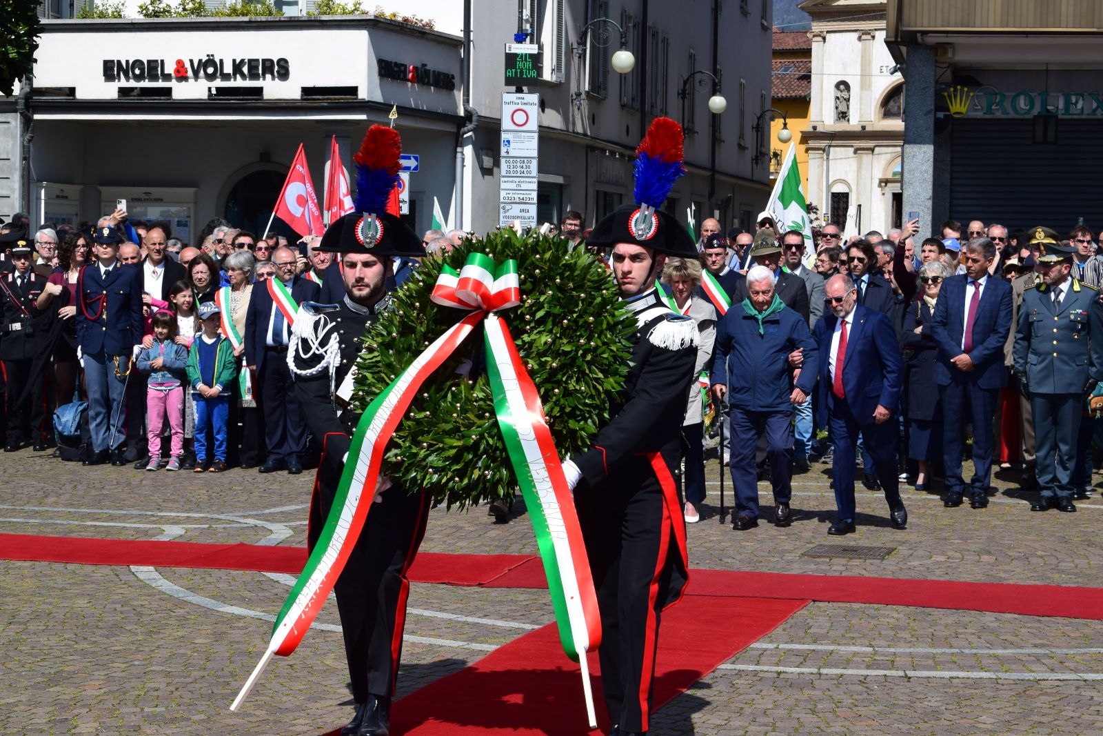 Deposizione Corona 25 aprile Verbania