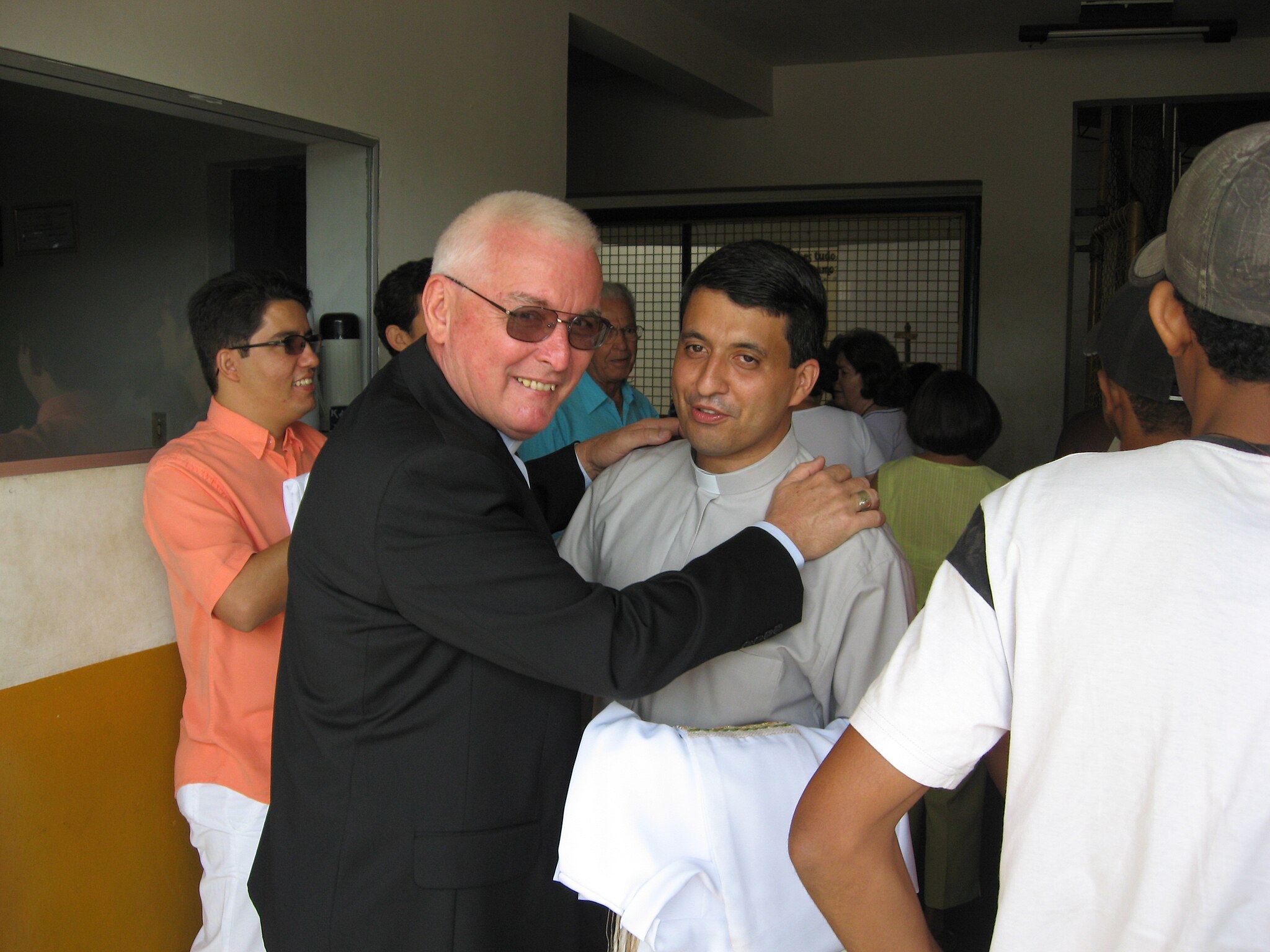 Il vescovo Guerrino Brusati a Caetitè - Foto di André Koehne, CC BY-SA 4.0 , via Wikimedia Commons