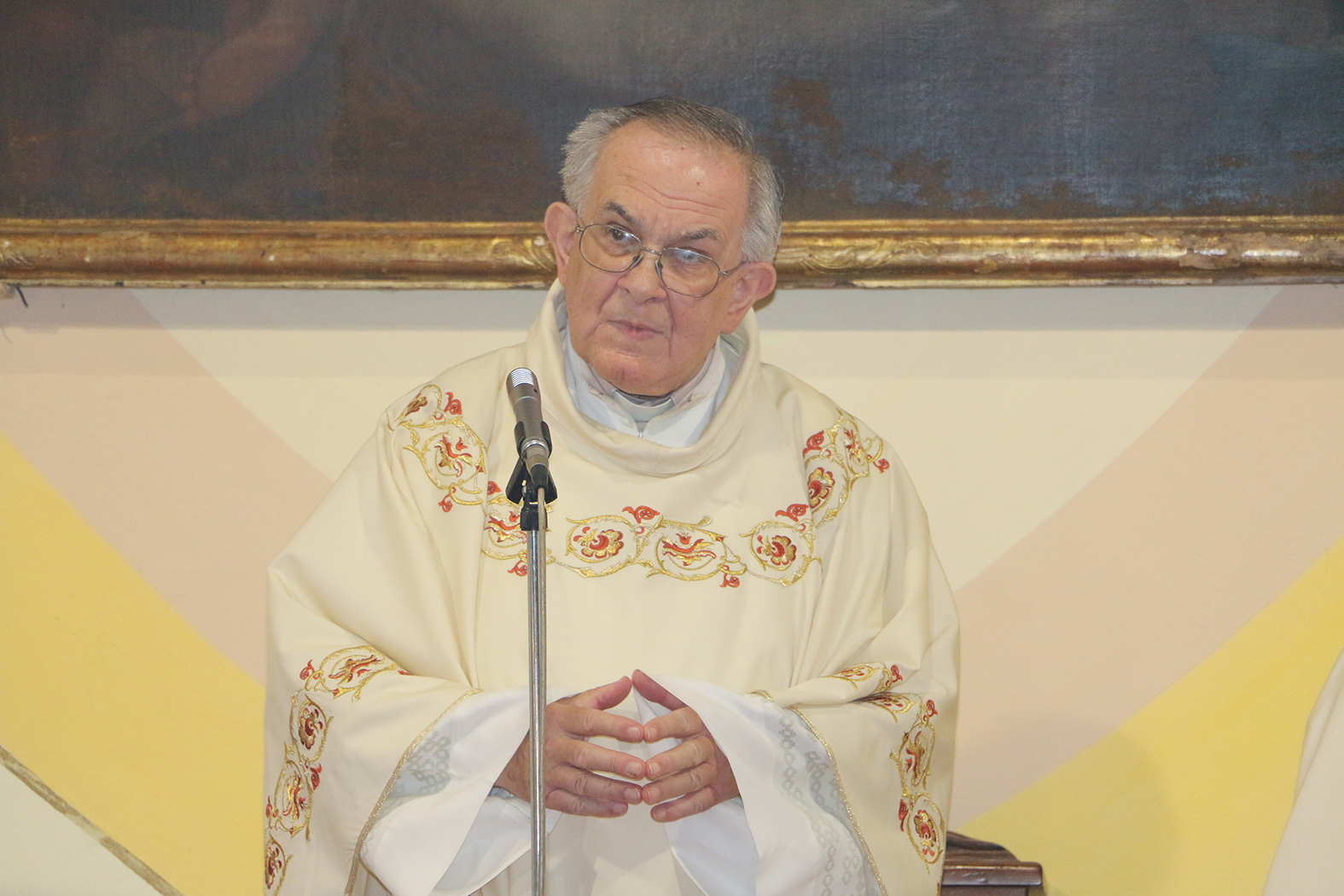 don giorgio naranza nel giorno dei 50 anni della sua ordinazione sacerdotale