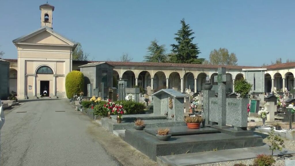 Ognissanti. Il cimitero di Novara