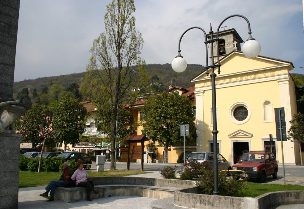 La chiesa di Santa Lucia a Verbania Suna