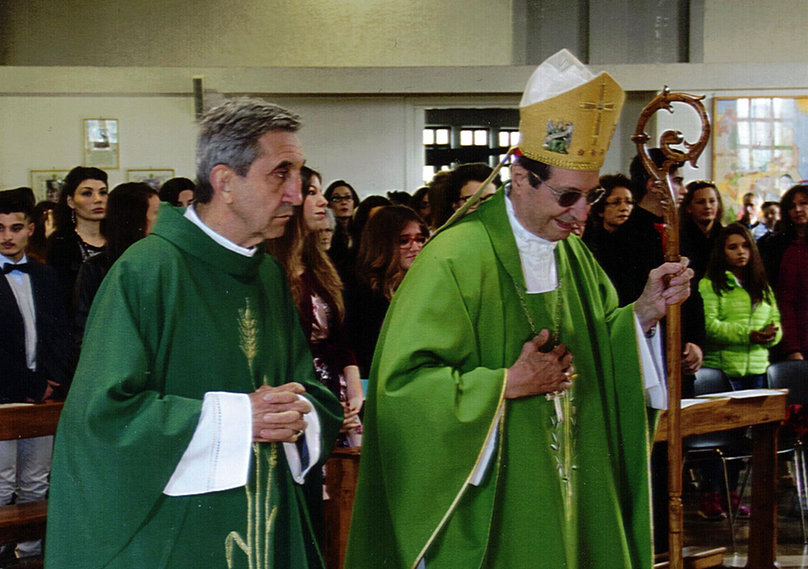 Don Gino Bolchini e il cardinale Layolo.