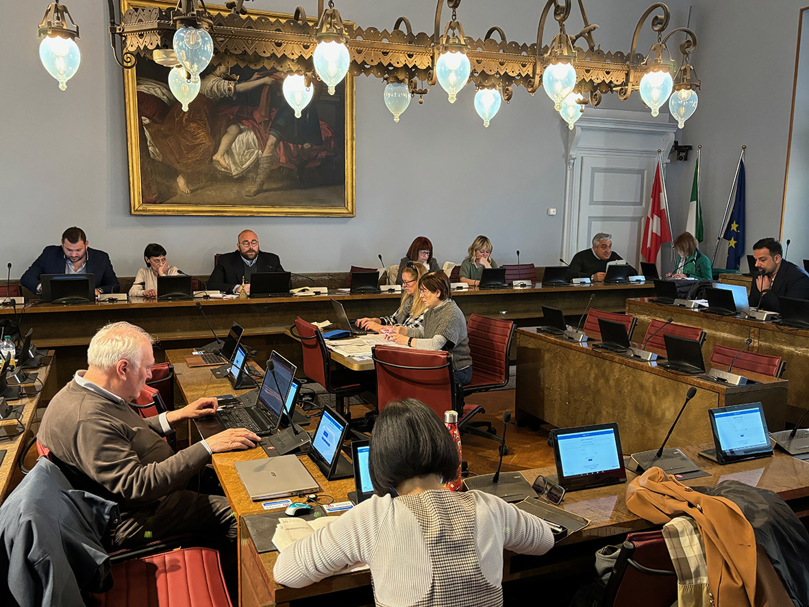 Consiglio comunale- la Tari a Novara aumenta del 3 per cento