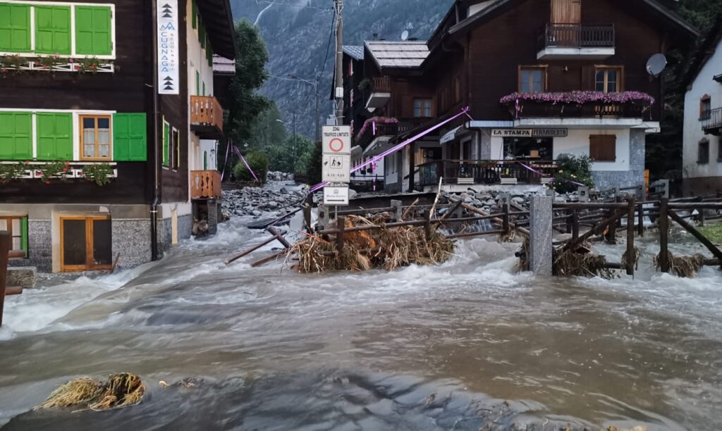 Foto Vigili del Fuoco Volontari VCO