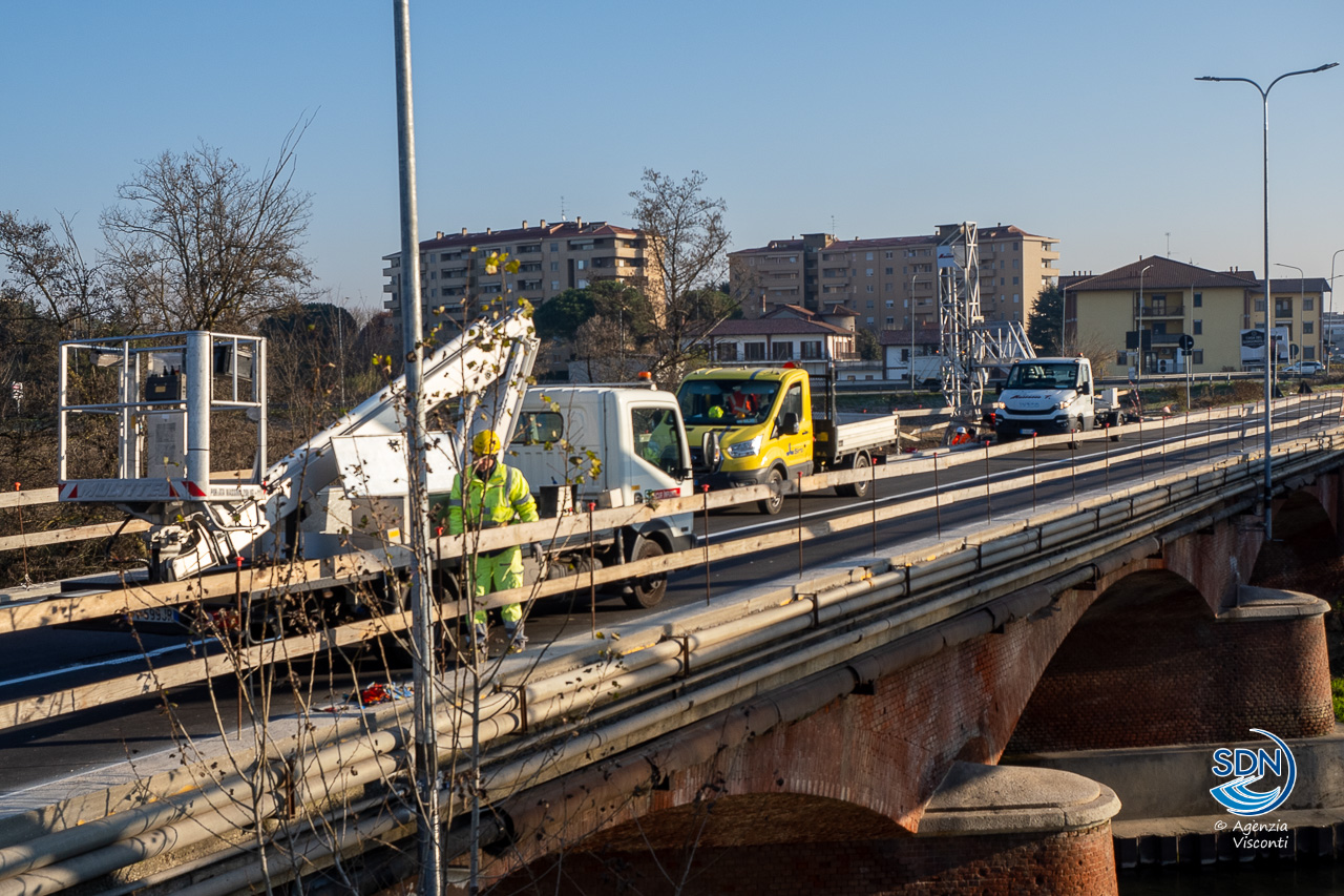 Il ponte sull'Agogna di Novara apre